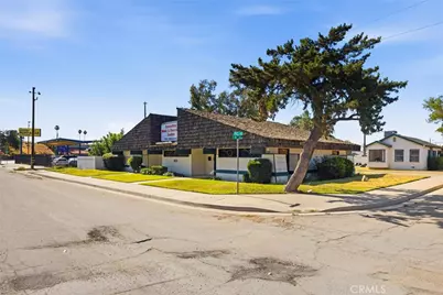 931 26th, Bakersfield, CA 93301 - Photo 12