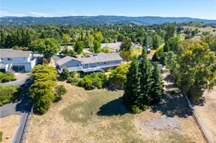 164 Helgren Ct, Templeton, CA 93465 - Photo 48