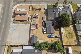 1724 Terrace Wy, Bakersfield, CA 93304 - Photo 12