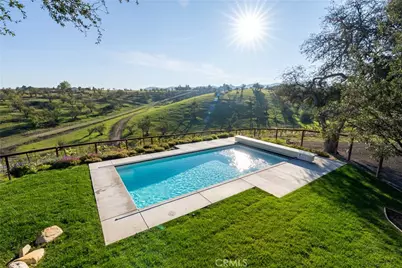 550 Villa Lots Rd, Paso Robles, CA 93446 - Photo 2