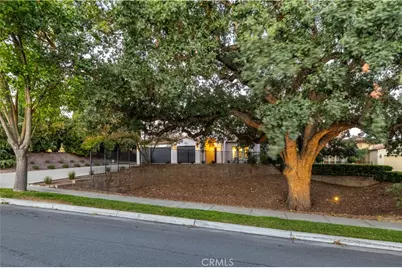 915 Vista Cerro Drive, Paso Robles, CA 93446 - Photo 2