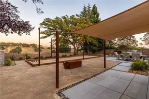 915 Vista Cerro Dr, Paso Robles, CA 93446 - Photo 58
