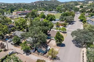 1844 Vine, Paso Robles, CA 93446 - Photo 32