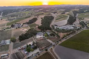 2925 Anderson Rd, Paso Robles, CA 93446 - Photo 52