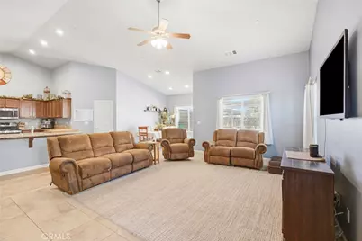 10112 Cranberry Isle, Bakersfield, CA 93314 - Photo 14