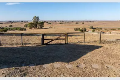 8495 Plane View, Paso Robles, CA 93446 - Photo 64