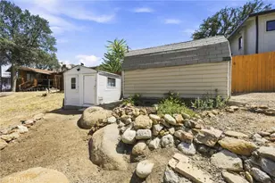 32 Pinebrook, Wofford Heights, CA 93285 - Photo 24