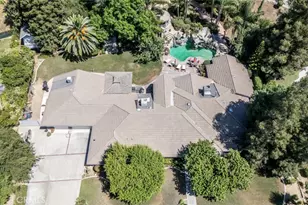 4215 Flintridge Dr, Bakersfield, CA 93306 - Photo 48