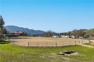 2642 Bridle Trail, Paso Robles, CA 93446 - Photo 36