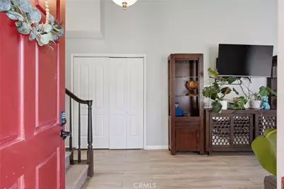 22311 Cardiff, Saugus, CA 91350 - Photo 6
