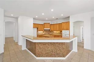 13417 Hinault Dr, Bakersfield, CA 93314 - Photo 12