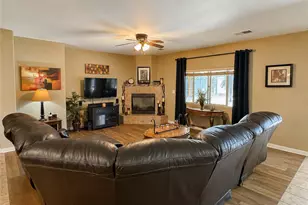 11107 Snowcreek Falls, Bakersfield, CA 93312 - Photo 6