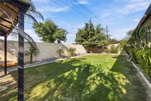 402 Dagenham Ct, Bakersfield, CA 93307 - Photo 30