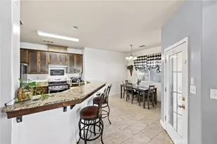 402 Dagenham Ct, Bakersfield, CA 93307 - Photo 10