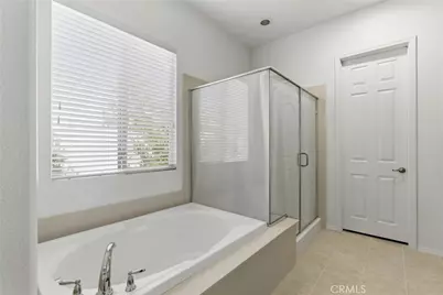 9810 Richland Hills Lane, Bakersfield, CA 93306 - Photo 34