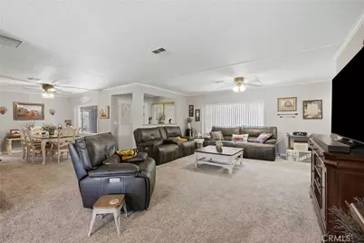 5409 Fountain View Way, Bakersfield, CA 93313 - Photo 10