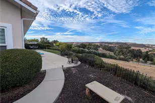 9930 Bluegill, Paso Robles, CA 93446 - Photo 2