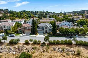 82 Navajo, Paso Robles, CA 93446 - Photo 2