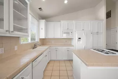 427 Olive Street, Paso Robles, CA 93446 - Photo 12