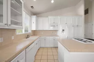 427 Olive St, Paso Robles, CA 93446 - Photo 12