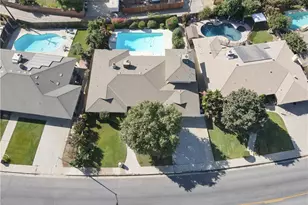 3709 Christmas Tree Ln, Bakersfield, CA 93306 - Photo 4