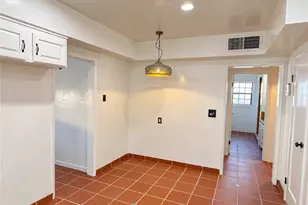 159 A St, Bakersfield, CA 93304 - Photo 28