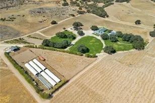 52540 Bradley Lockwood Rd, Bradley, CA 93426 - Photo 10