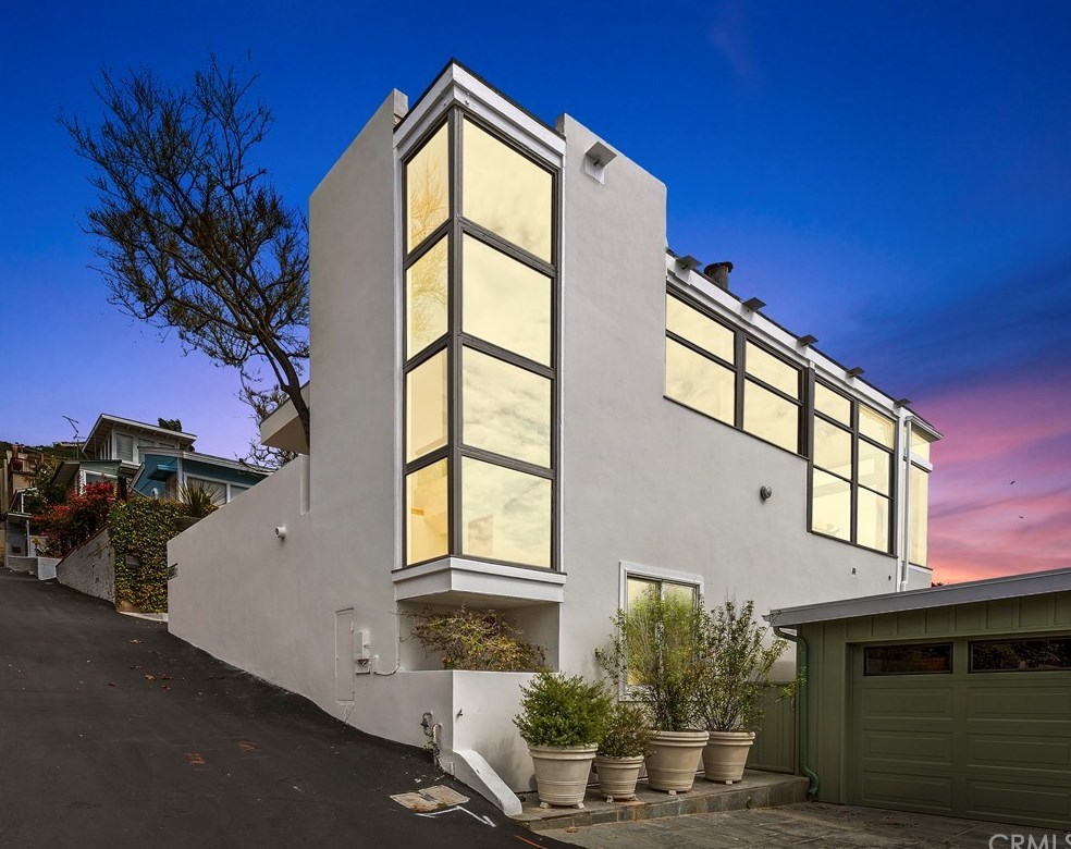 32033 Point Pl, Laguna Beach, CA 92651-6862