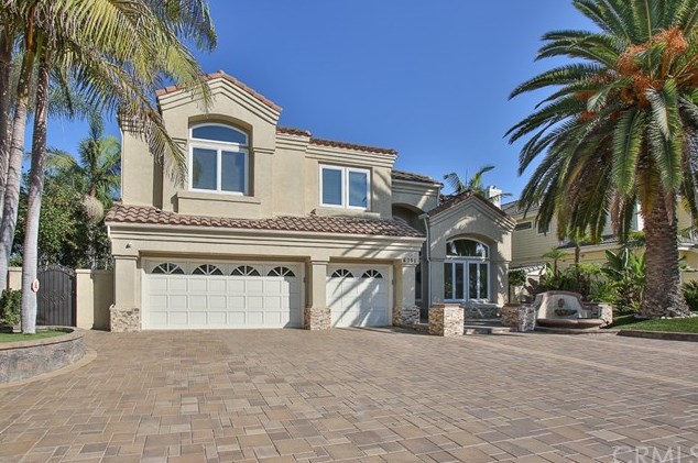 6751 Pimlico Cir, Huntington Beach, CA 92648-1539