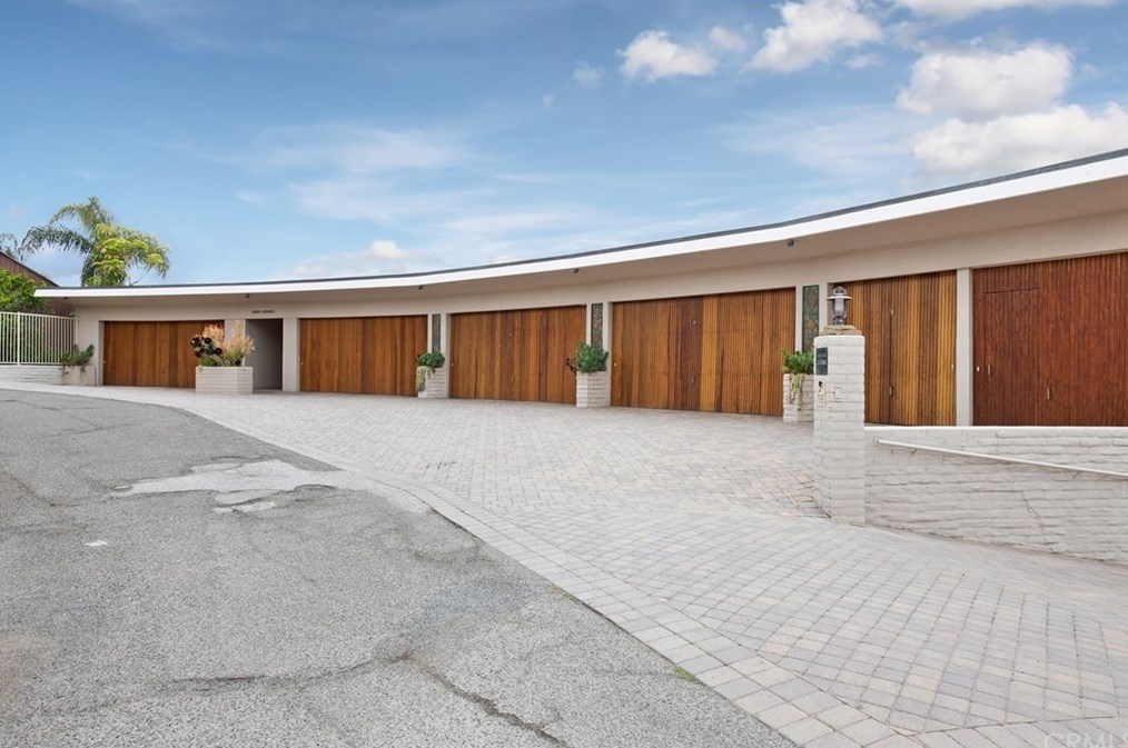 31561 Table Rock Dr, Laguna Beach CA  92651-8329 exterior