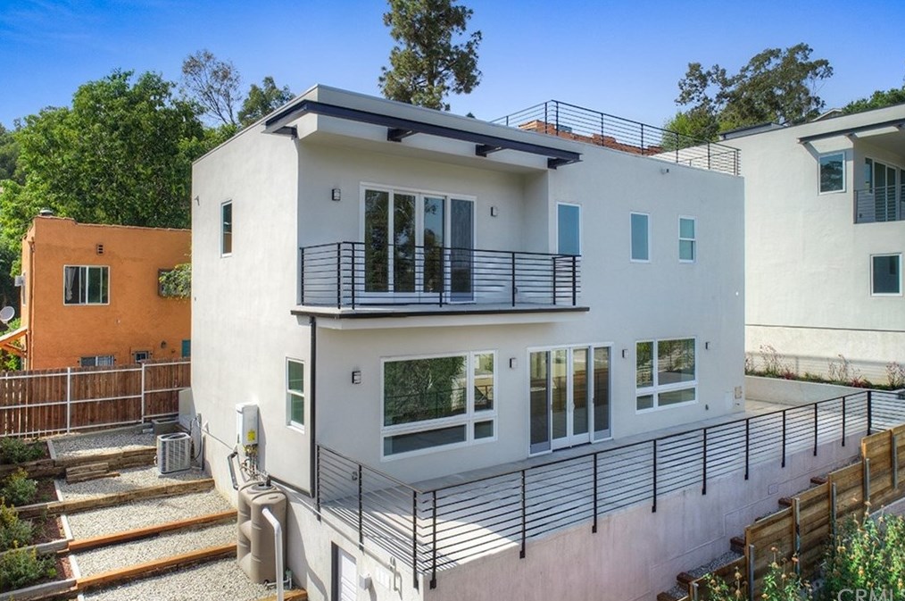 2608 Corralitas Dr, Los Angeles, CA 90039-4005