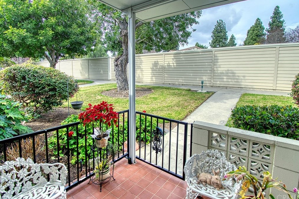 180 Avenida Majorca, Laguna Beach CA  92637-6796 exterior