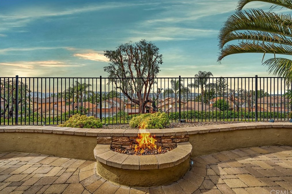 28441 Rancho De Linda, Laguna Beach, CA 92677-7402