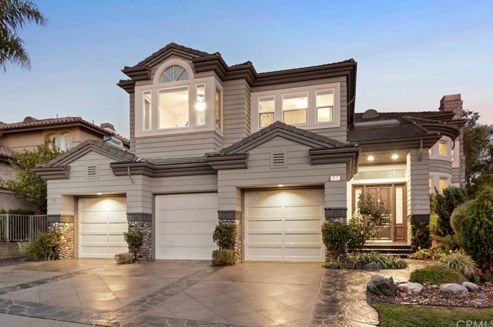 27 Gray Stone Way, Laguna Beach, CA 92677-9330