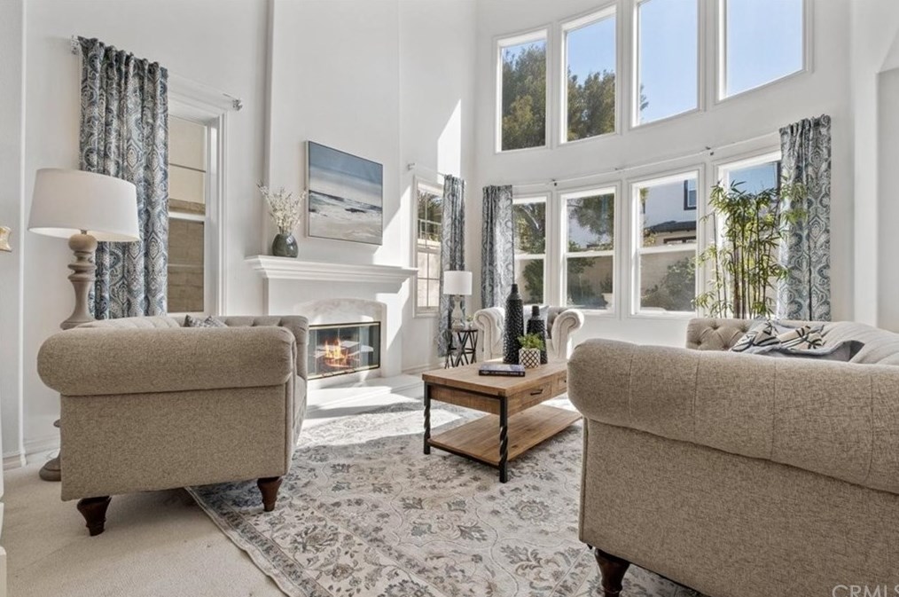 19596 Mayfield Cir, Huntington Beach, CA 92648-6618