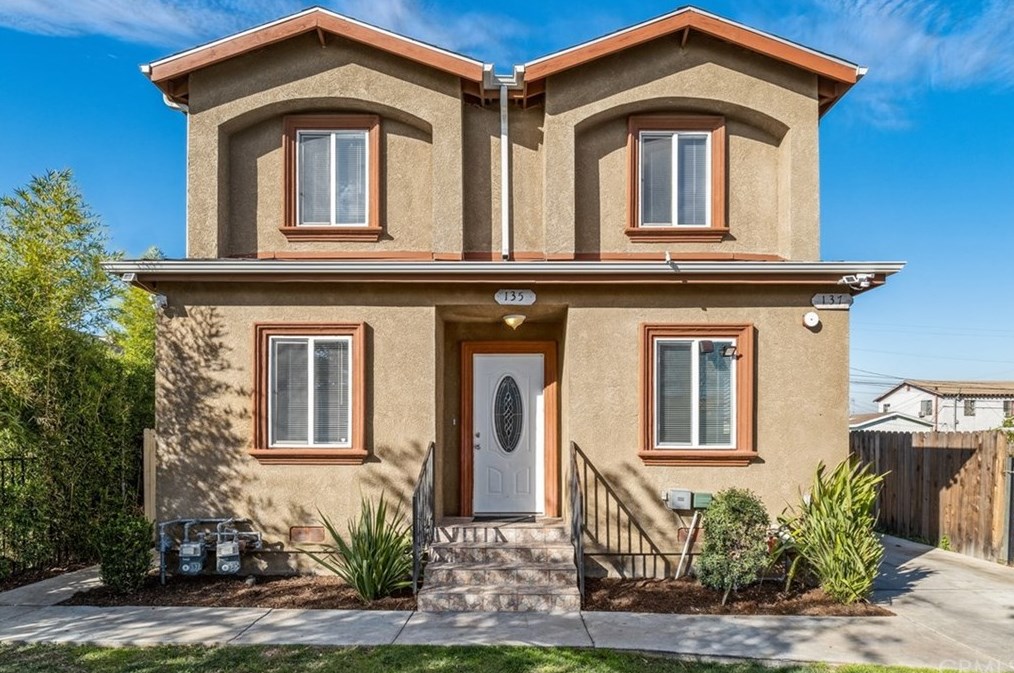 135 110th St, Los Angeles, CA 90061-2517