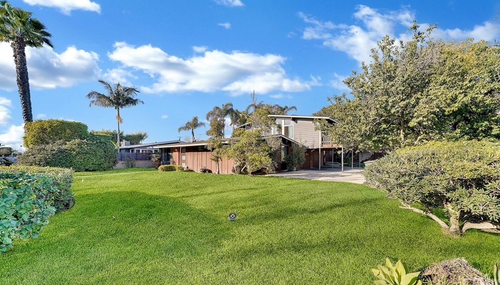 246 Cabrillo St, Costa Mesa, CA 92627-3149