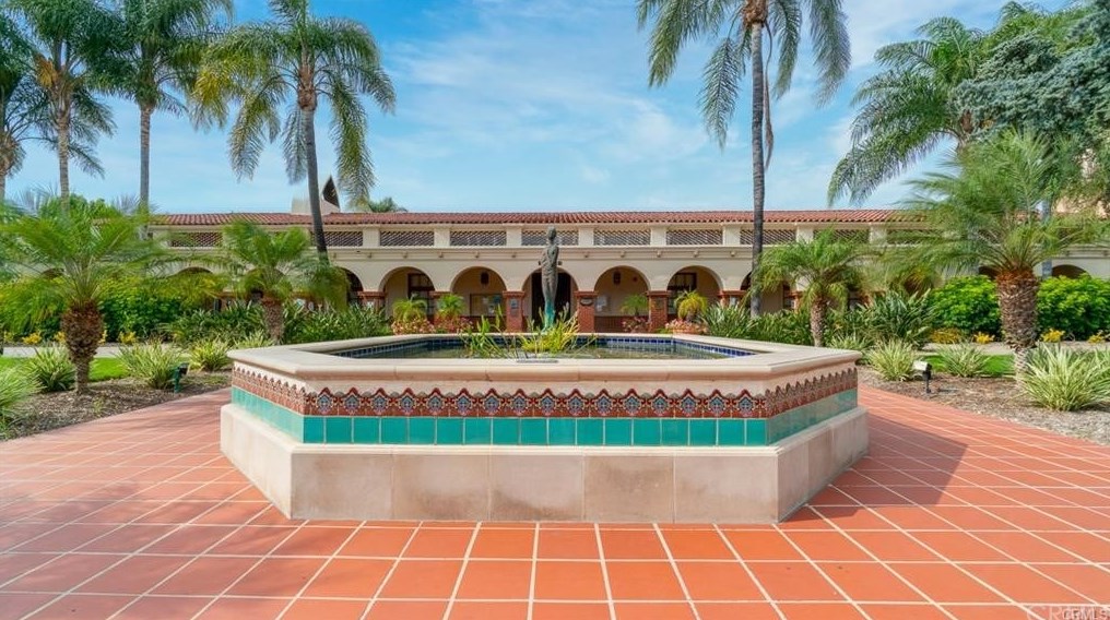 24055 Paseo Del Lago, Laguna Beach CA  92637-2678 exterior