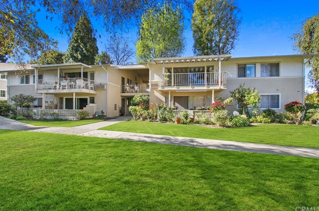 254 Calle Aragon, Laguna Beach CA  92637-3410 exterior