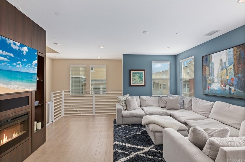 18 Beacon Way, Laguna Beach, CA 92656-2699