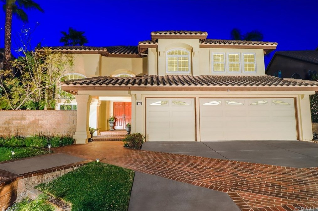 15 Crestview, Laguna Beach, CA 92656-1818