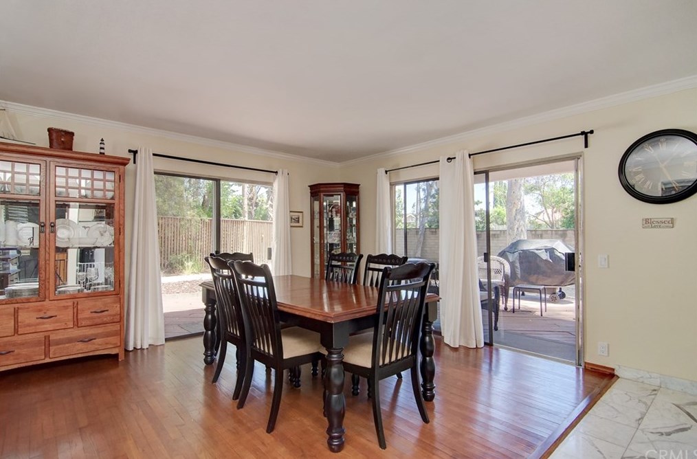 22542 Meadowwood, El Toro, CA 92630