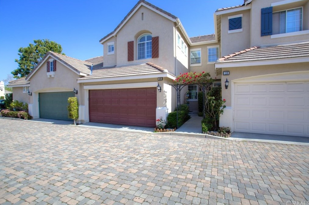 108 Seacountry Ln, Trabuco Canyon, CA 92688