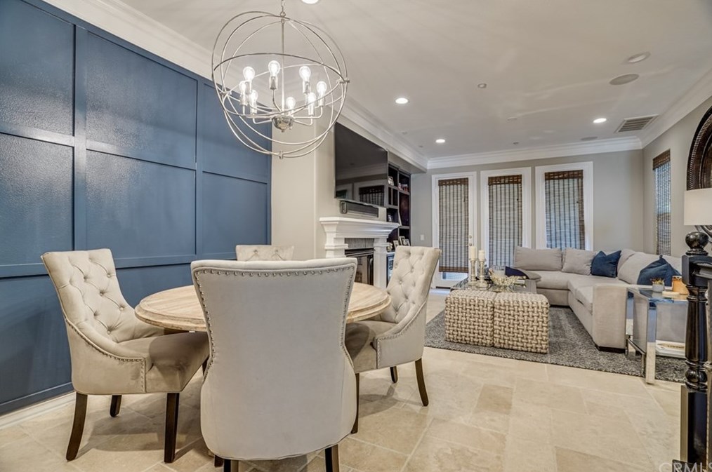 21358 Cieza Cir, Huntington Beach CA  92648-5396 exterior