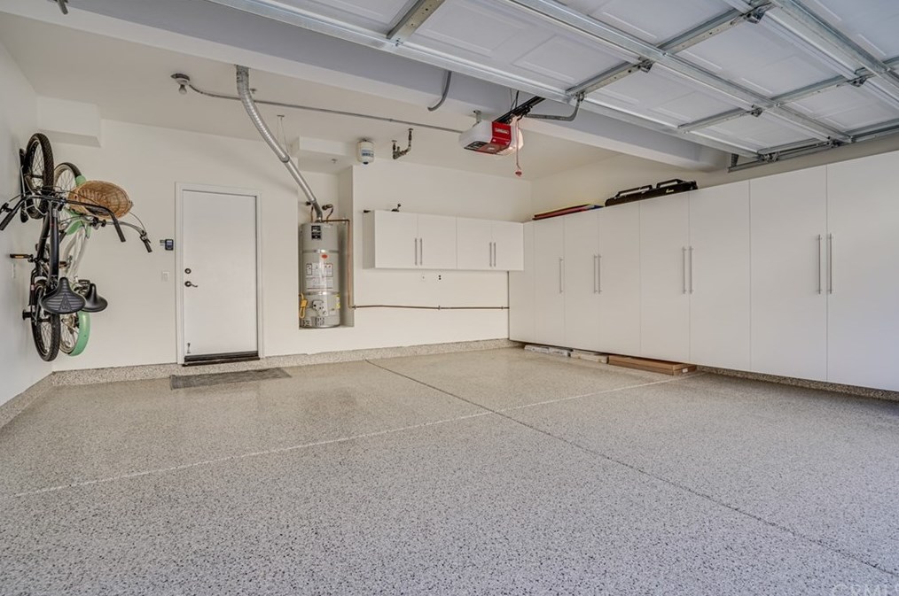 21358 Cieza Cir, Huntington Beach CA  92648-5396 exterior