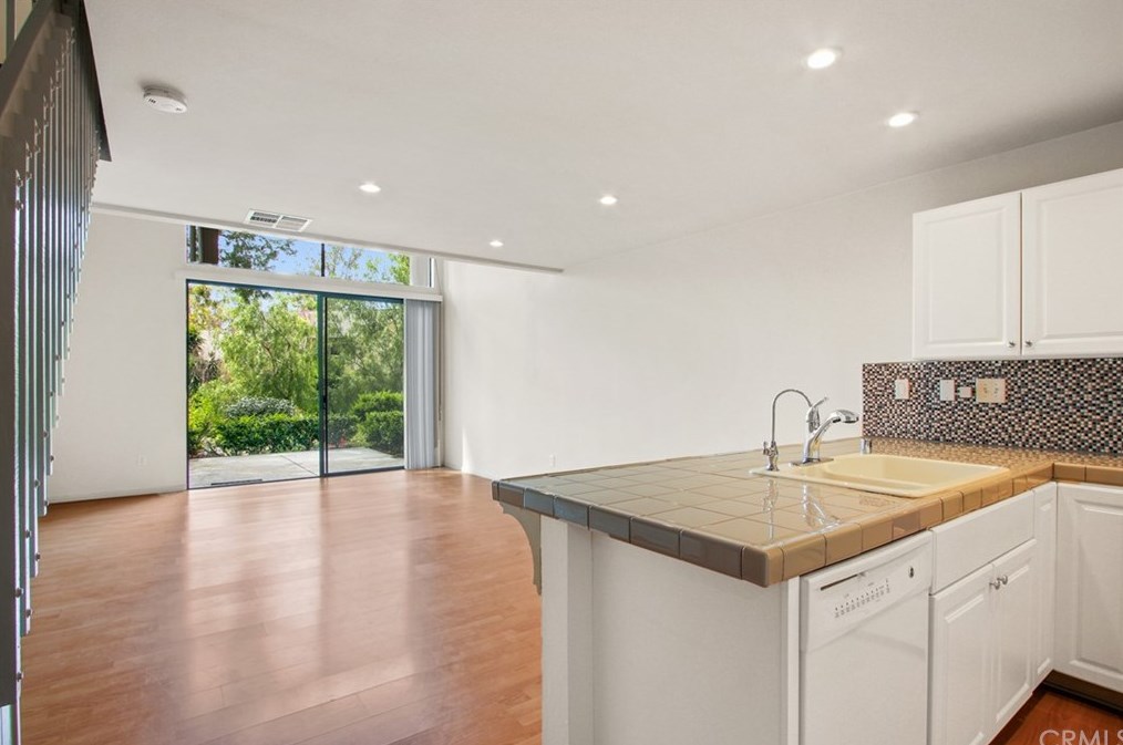 116 Lakepines, Irvine, CA 92620