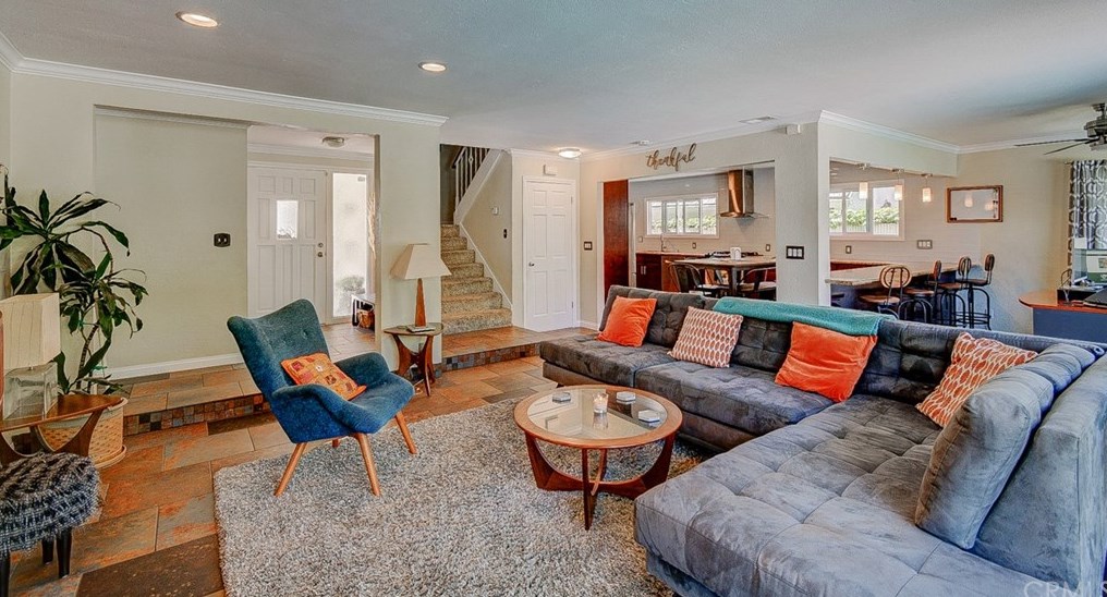 9931 Star Dr, Huntington Beach, CA 92646-6517