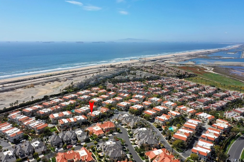 19466 Mountainview Ln, Huntington Beach, CA 92648-5500