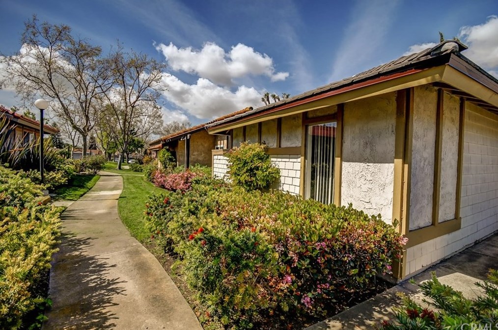 18 Tangerine, Irvine, CA 92618