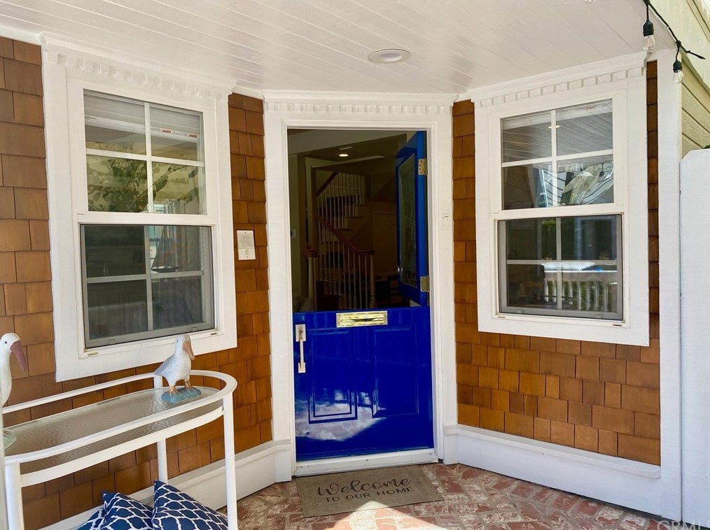 212 Garnet Ave, Newport Beach, CA 92662